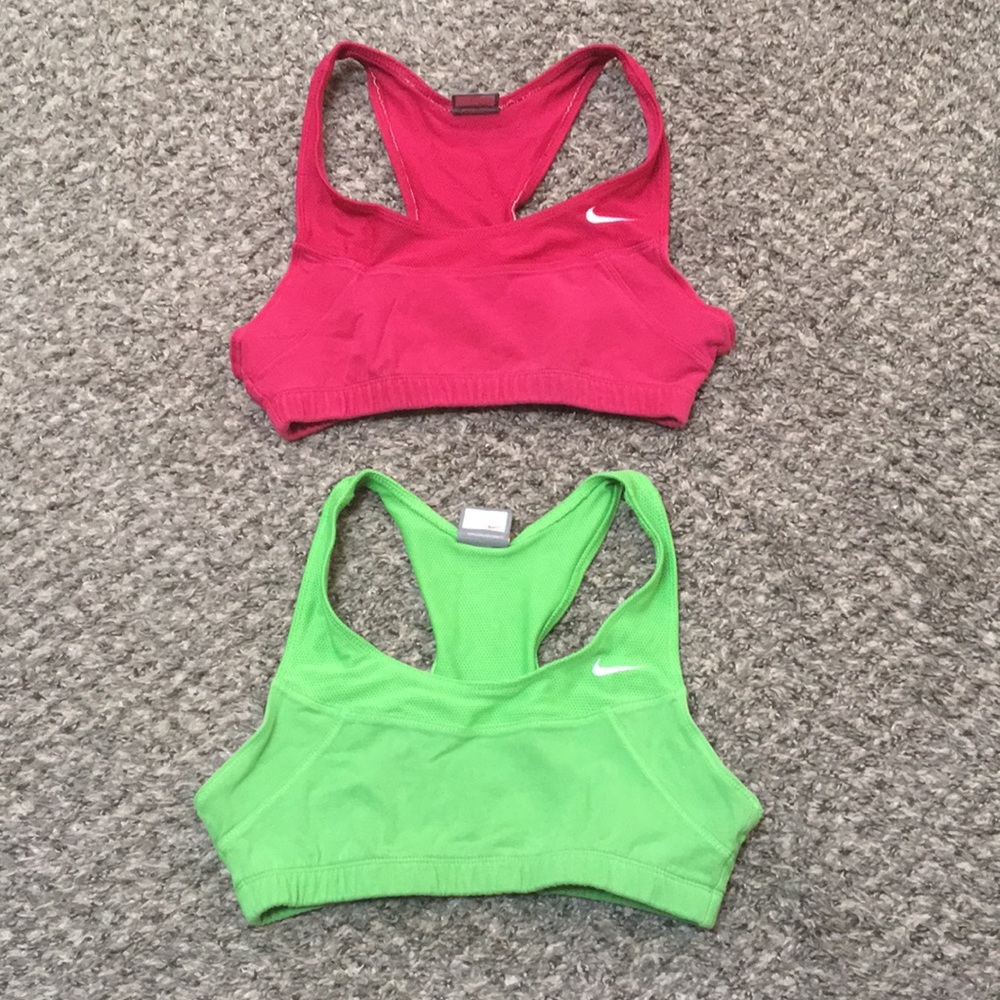 Pre-Owned Nike Sports Bras. Fuchsia & Lime Green. Size Small.💚💖